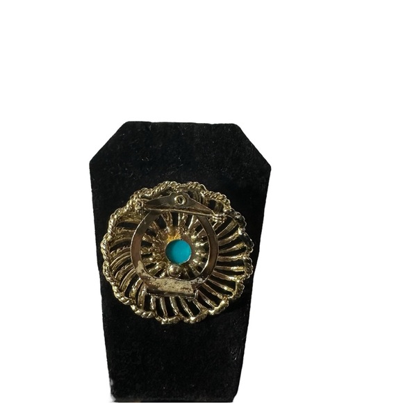 50mm Substantial Gold Tone Domed Wreath Flower Faux Turquoise Bead Brooch Pin - Picture 7 of 7